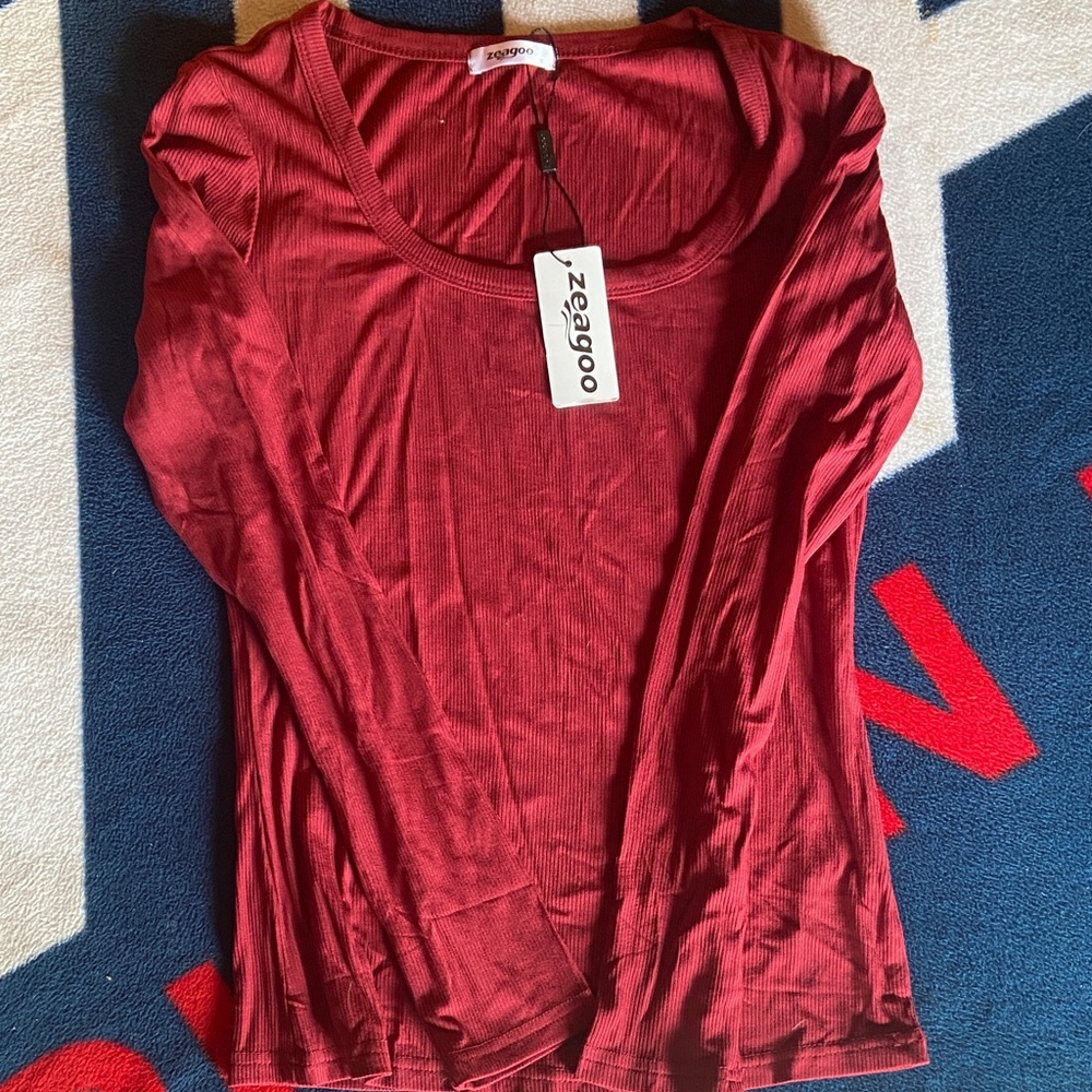 Zeagoo Women's Burgundy Long Sleeve Tee